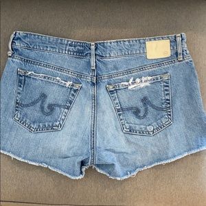 AG The Bonnie relaxed jean shorts - size 28